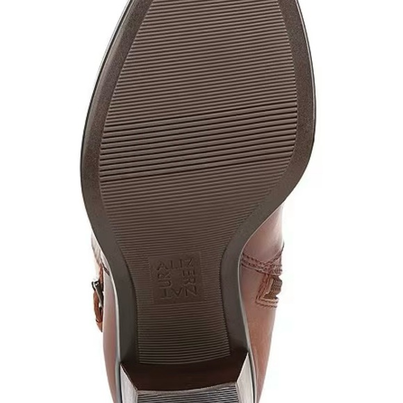 Elegant Brown Naturalizer Knee-High Boots - Picture 3 of 8